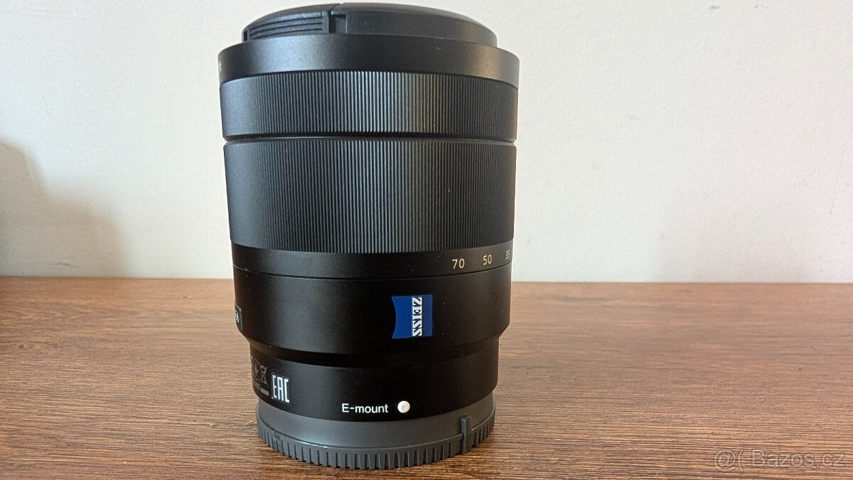 Sony E Zeiss 16-70mm f4 ZA OSS - 2