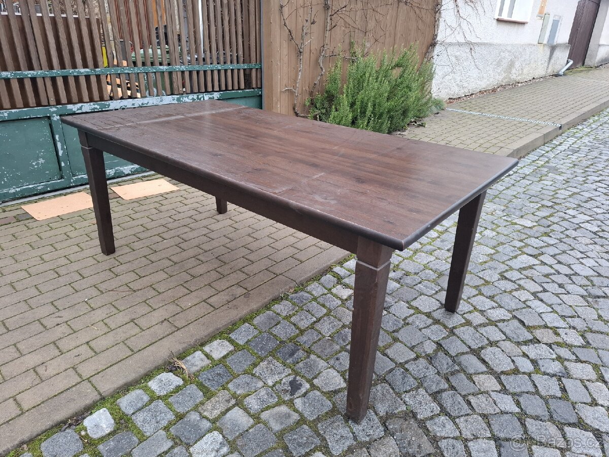 Jídelní stůl - 2