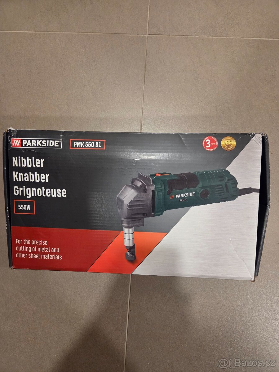 Řezačka plechu - 2