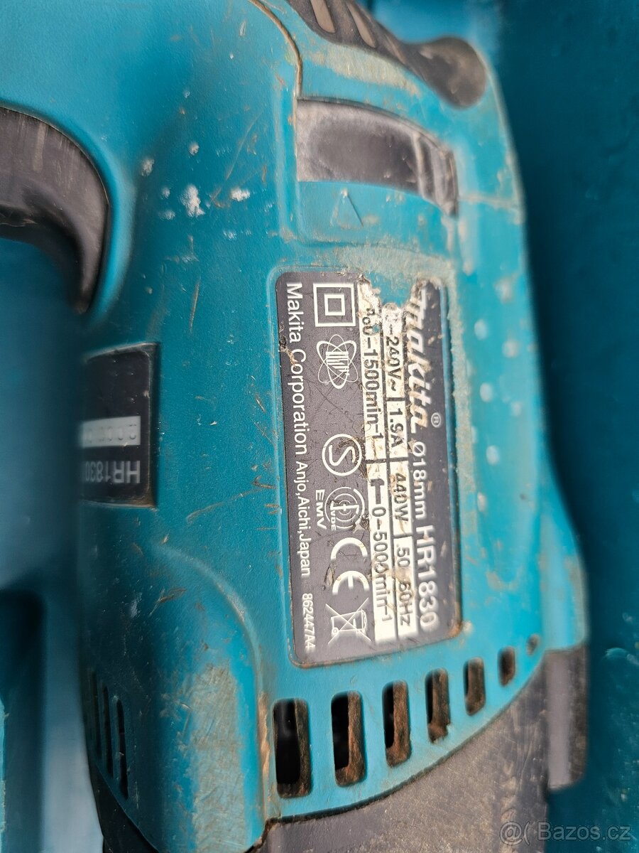 Vrtací kladivo Makita HR1830 - 2