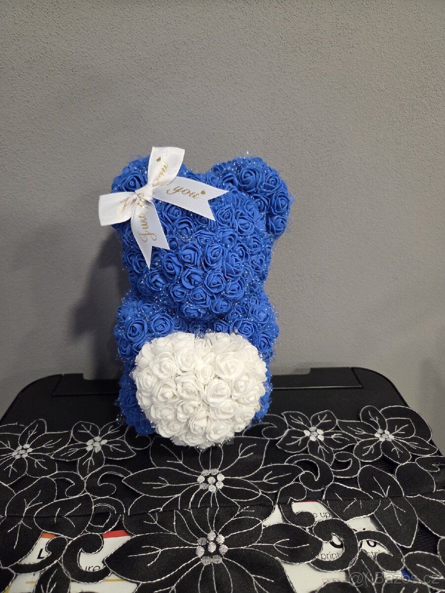 Medvídek z růží :) - 2