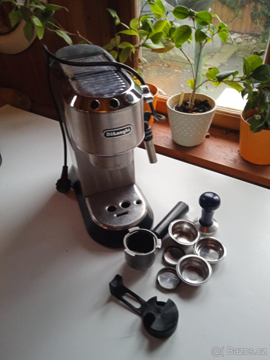 Kávovar DeLonghi - 2