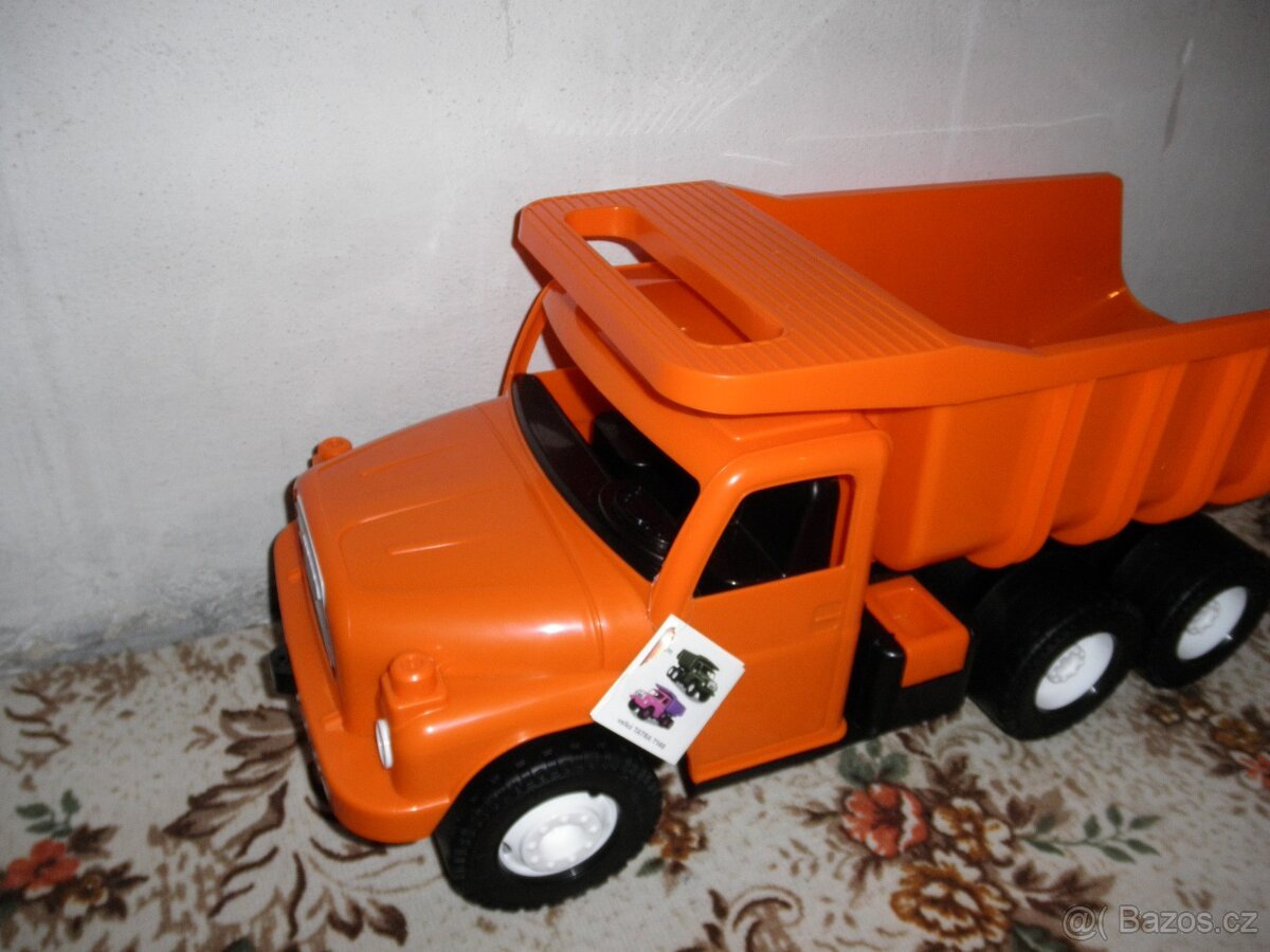 Tatra 148 - Oranžová NOVÁ - 2