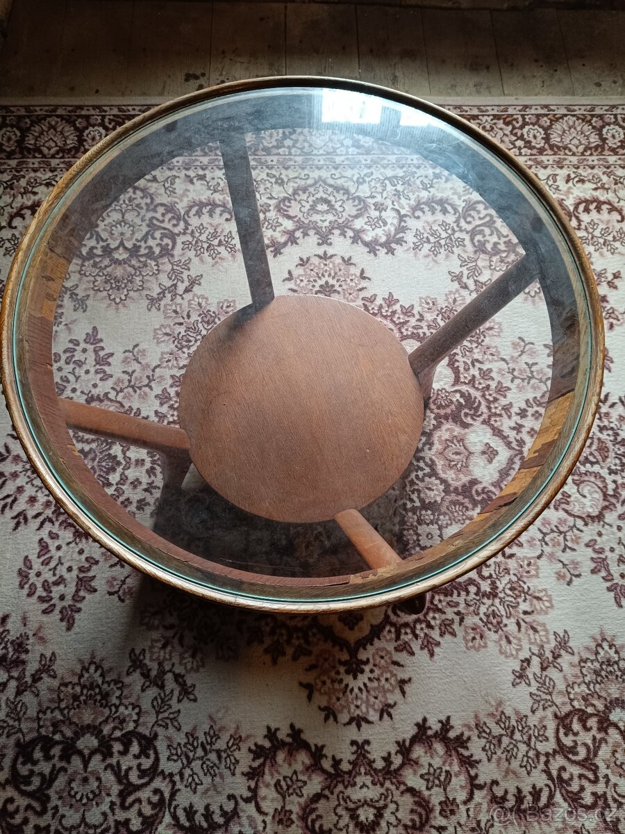 Stůl Kropáček a Koželka - 2