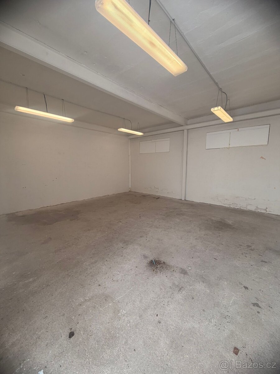 Pronájem garáže Kladno - 2