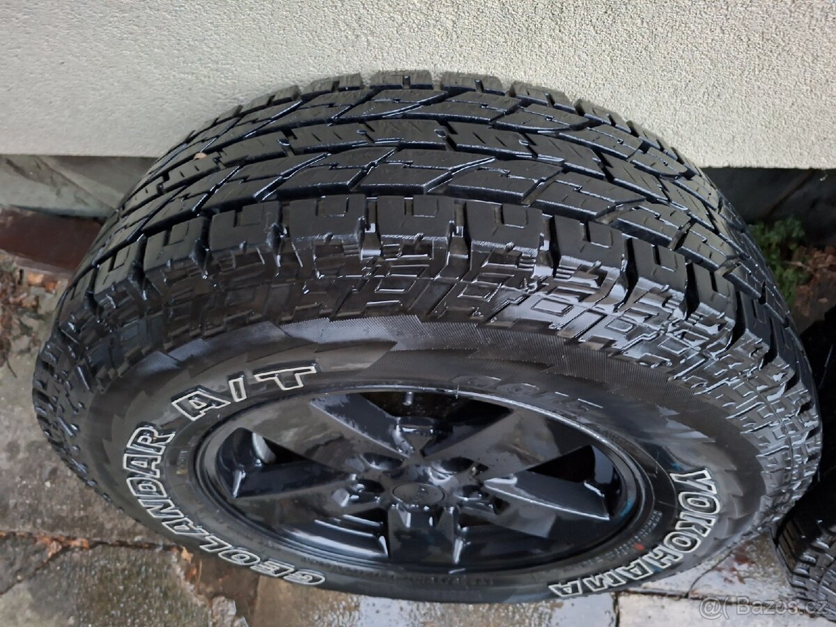 Disky + pneu Jeep - 2