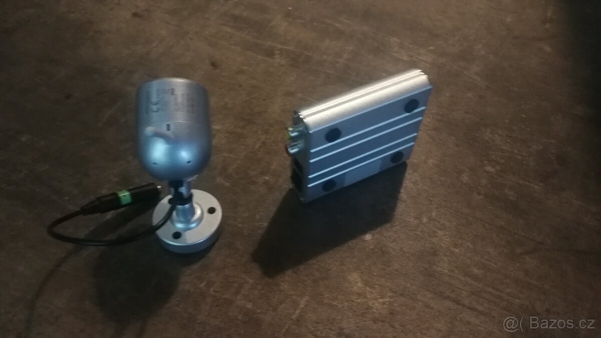 Bezdrátová bezpečnostní kamera - 2