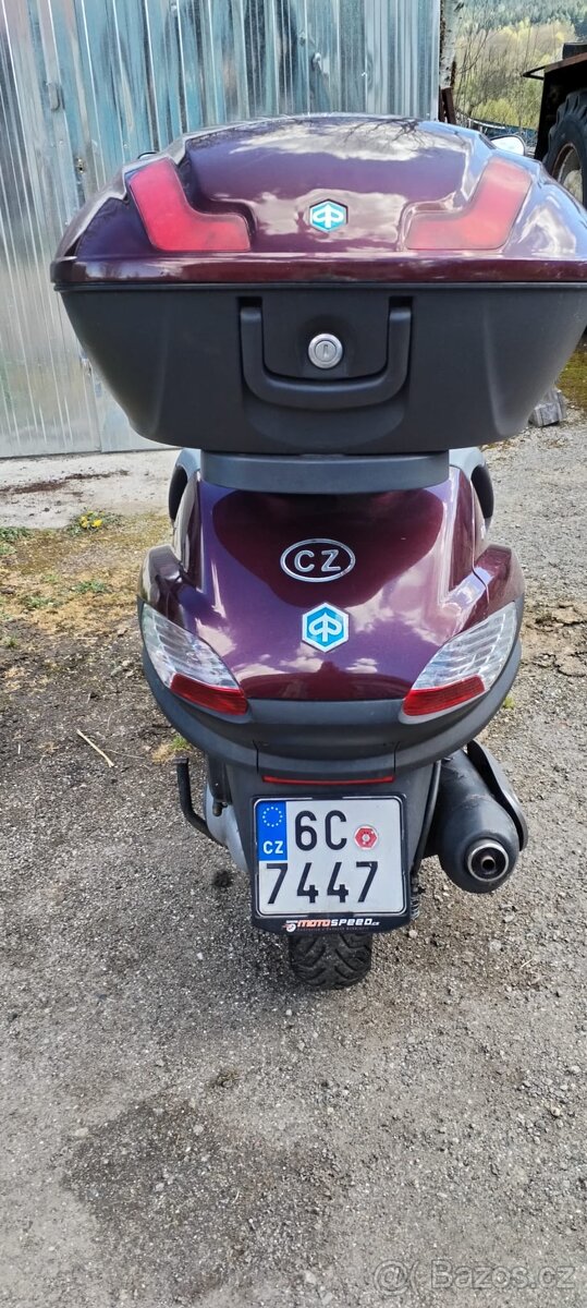 Prodám Piaggio MP3 250 - 2