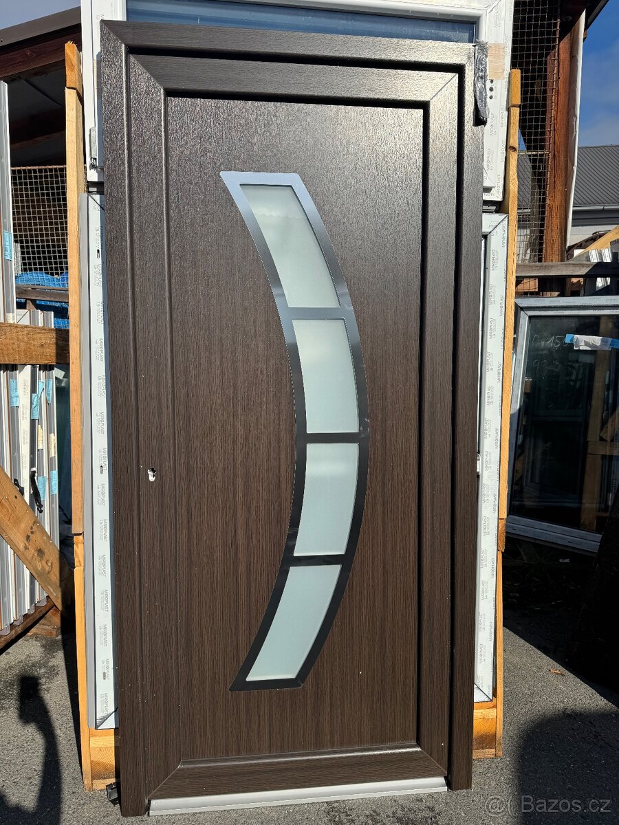 vchodové plastové dveře 100x210 - 2