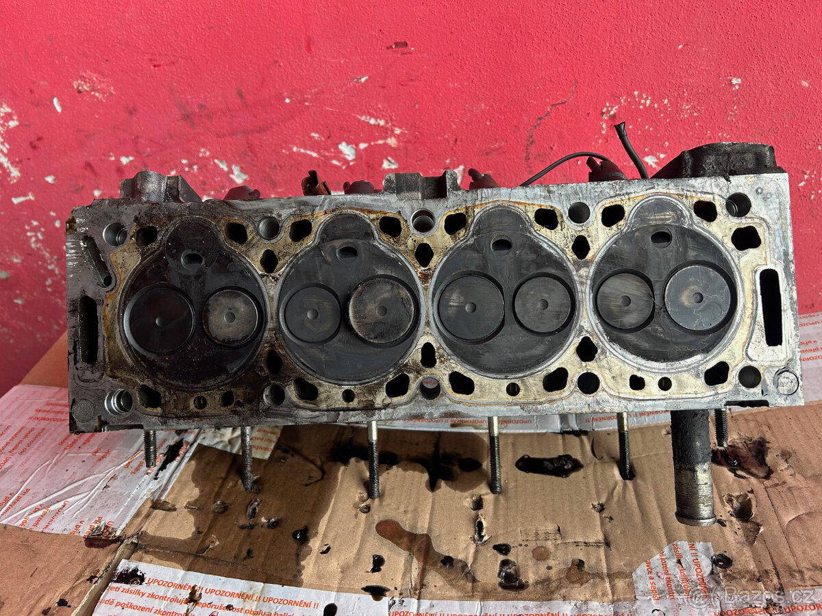 Hlava 1,9D 51KW WJZ/WJY Peugeot Citroen Kompletní - 2