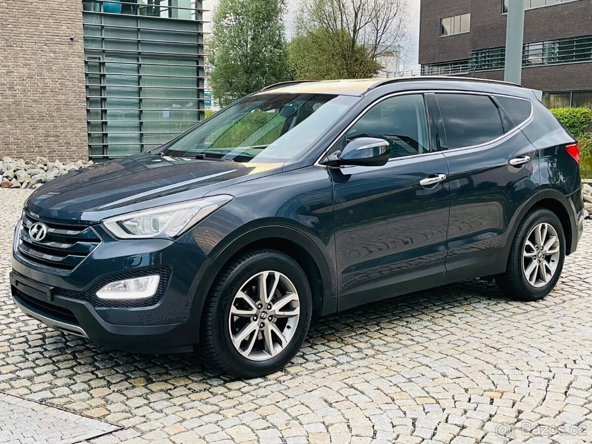 Hyundai Santa Fe 2.2CRD 4x4 MANUÁL KAMERA LED SERVISKA TAŽNÉ - 2