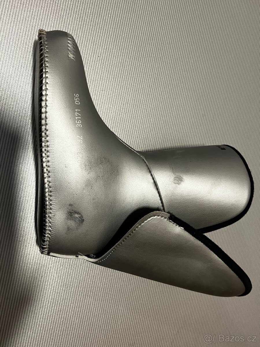 Dětské přeskáče Alpina 32, UK13 - 2