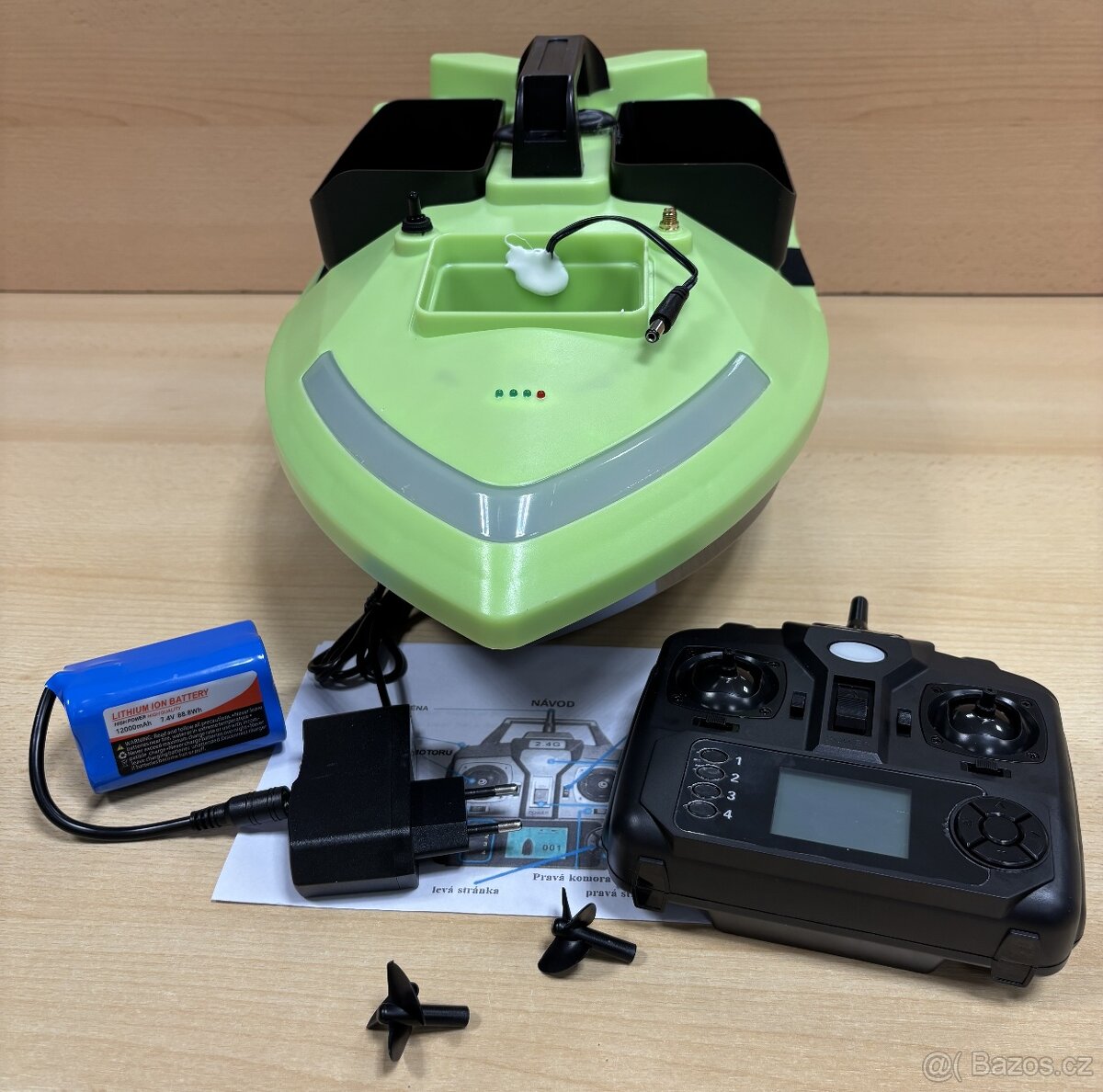 Tříkomora ZELENÁfosf s GPS s bateriemi 12000mAh včetně obalu - 2