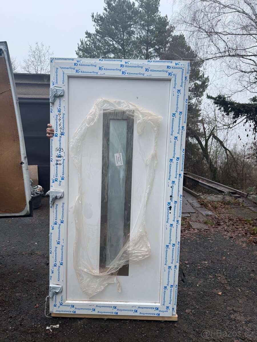 Nové vchodové dveře - 2