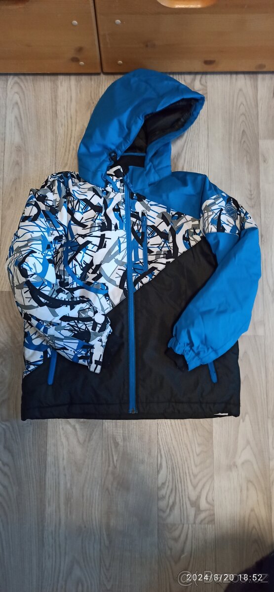 Chlapecké bundy vel. Od 140 do 152 - 2