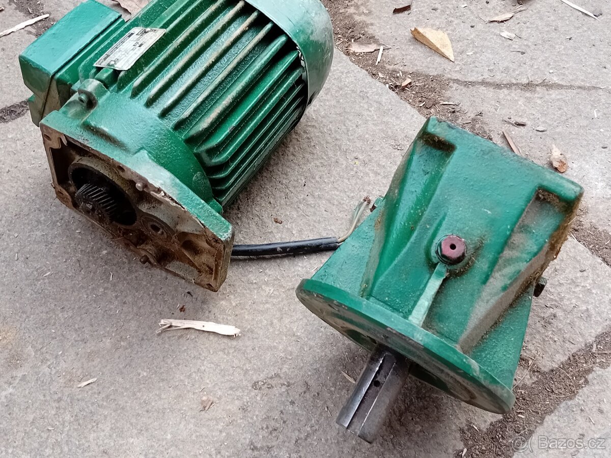 El.motor s vadnou převodovkou 1,1 kw 3f - 2
