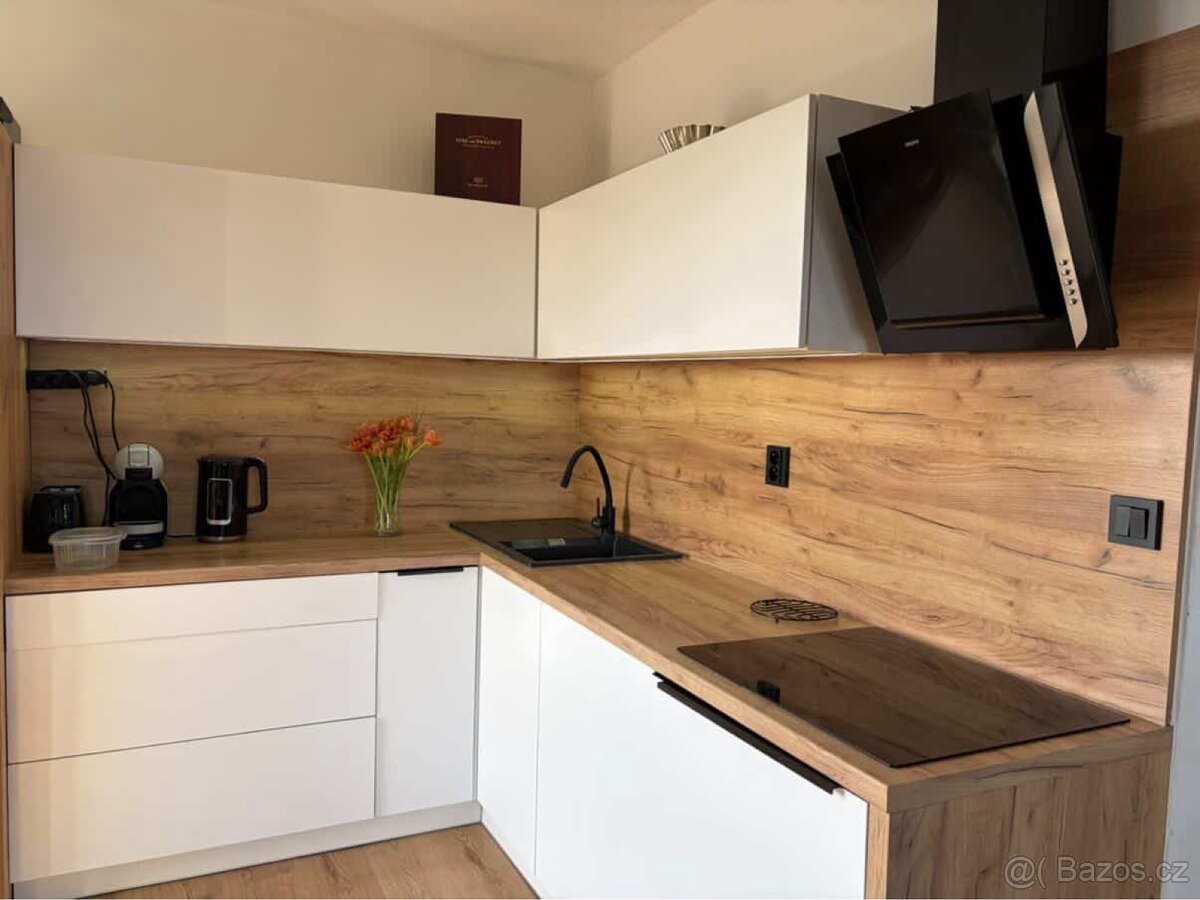 Prodám kuchyňskou linku L - 2