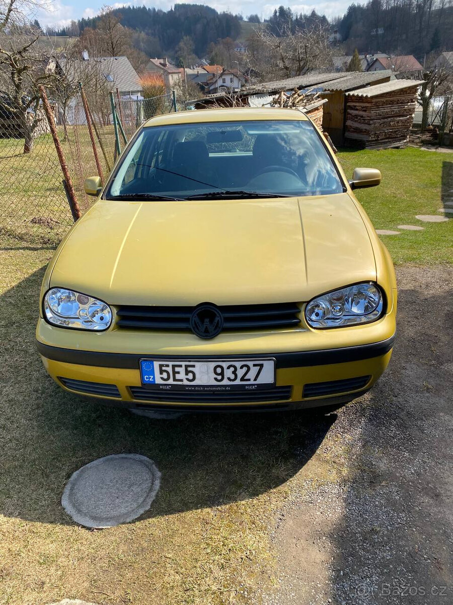 VW Golf IV 1.6 74kW - 2
