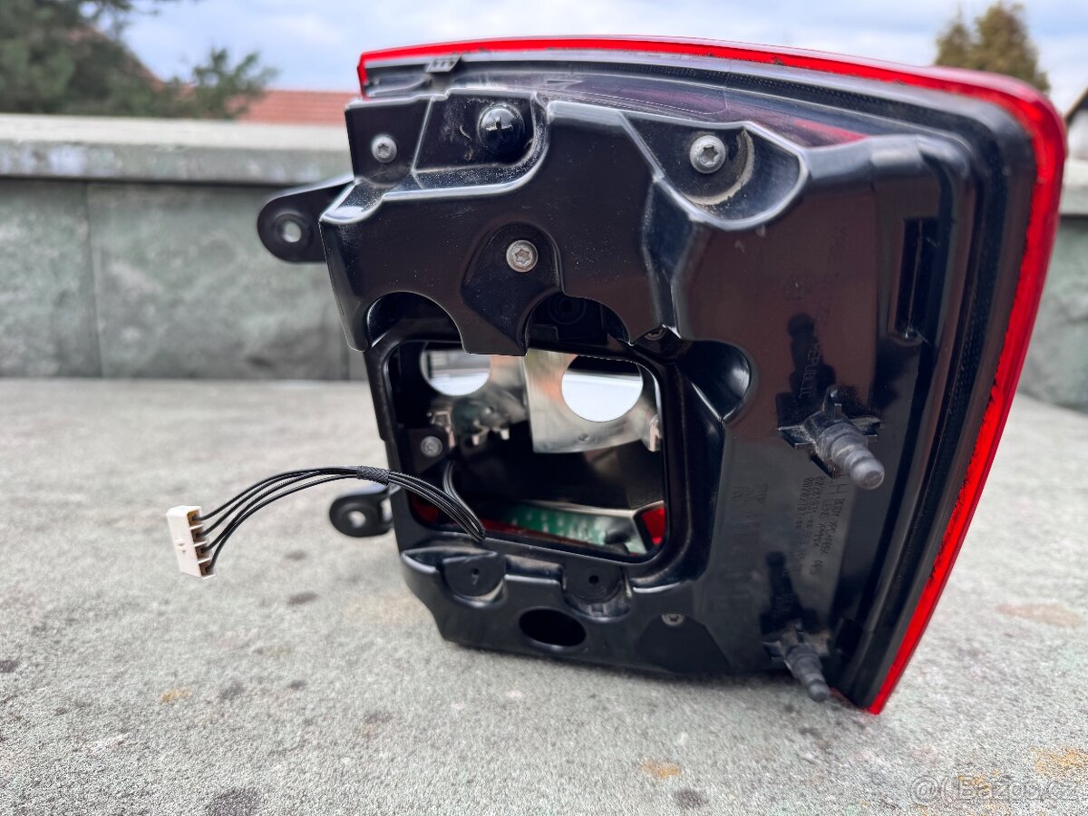 ŠKODA OCTAVIA 3, FACELIFT, COMBI - 2