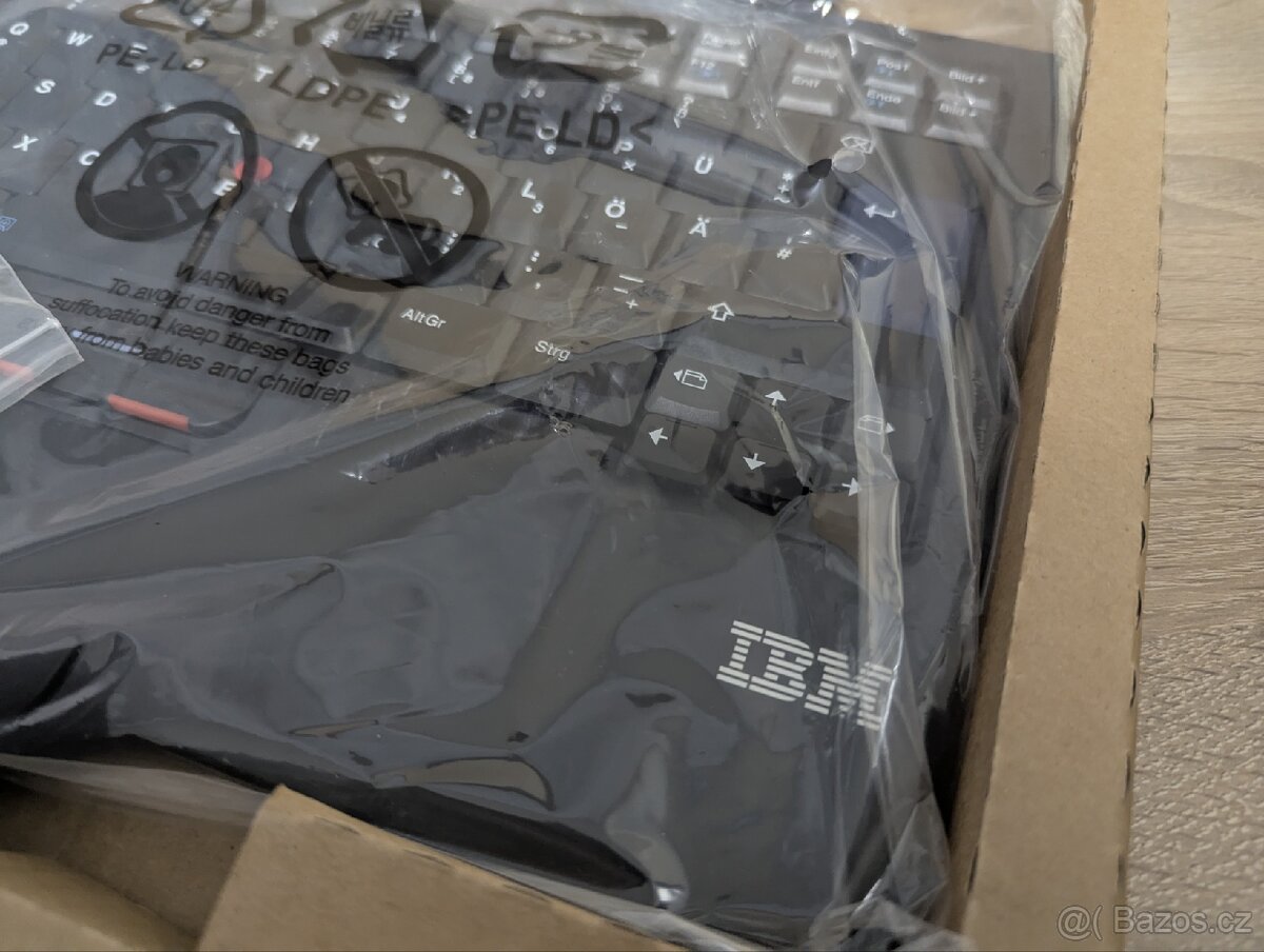 IBM ThinkPad SK8845 RC - 2