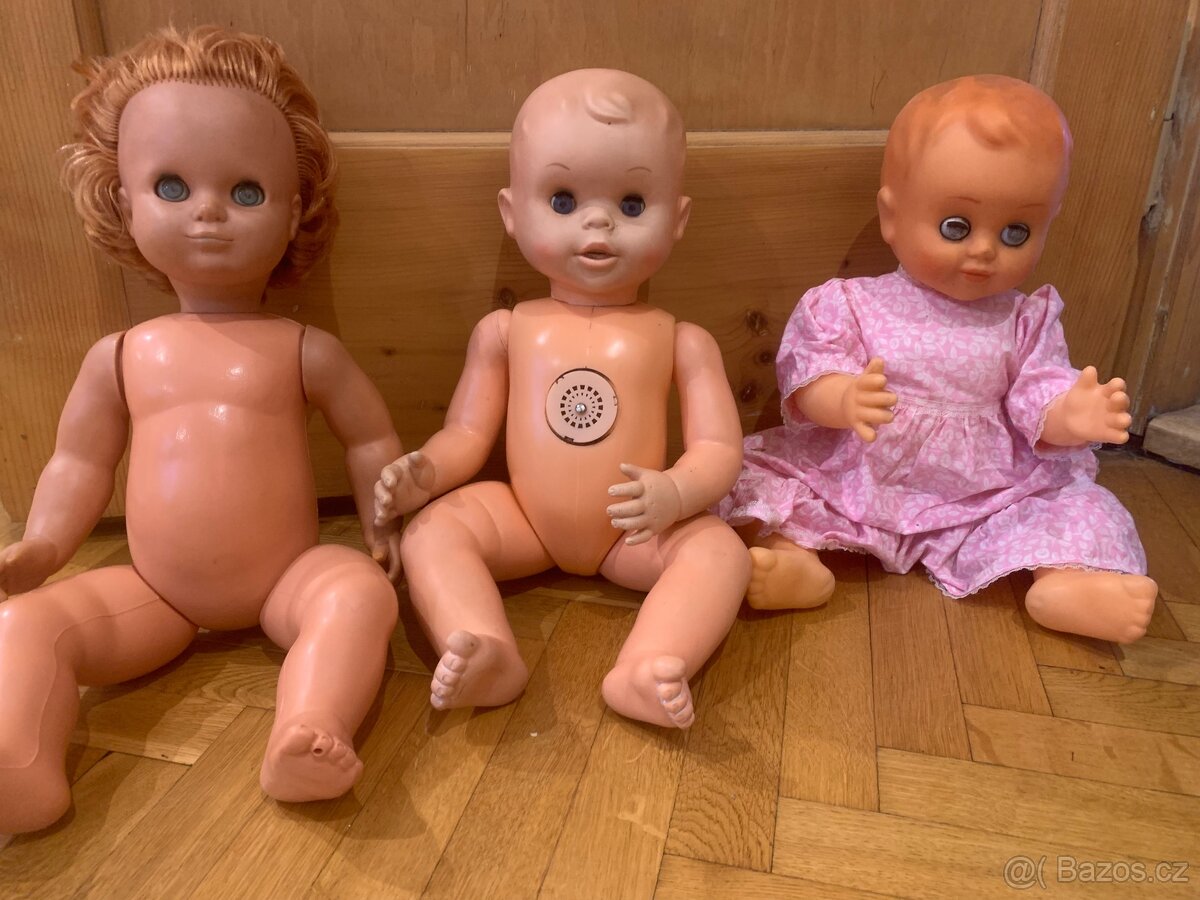 Retro -stare panenky mimina - 2