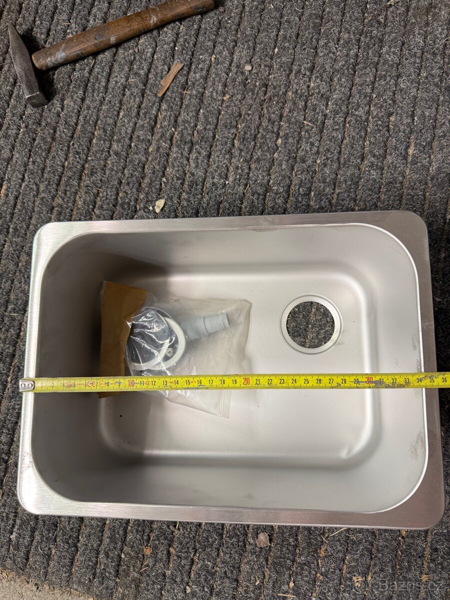Nerezový dřez úplně nový - 2