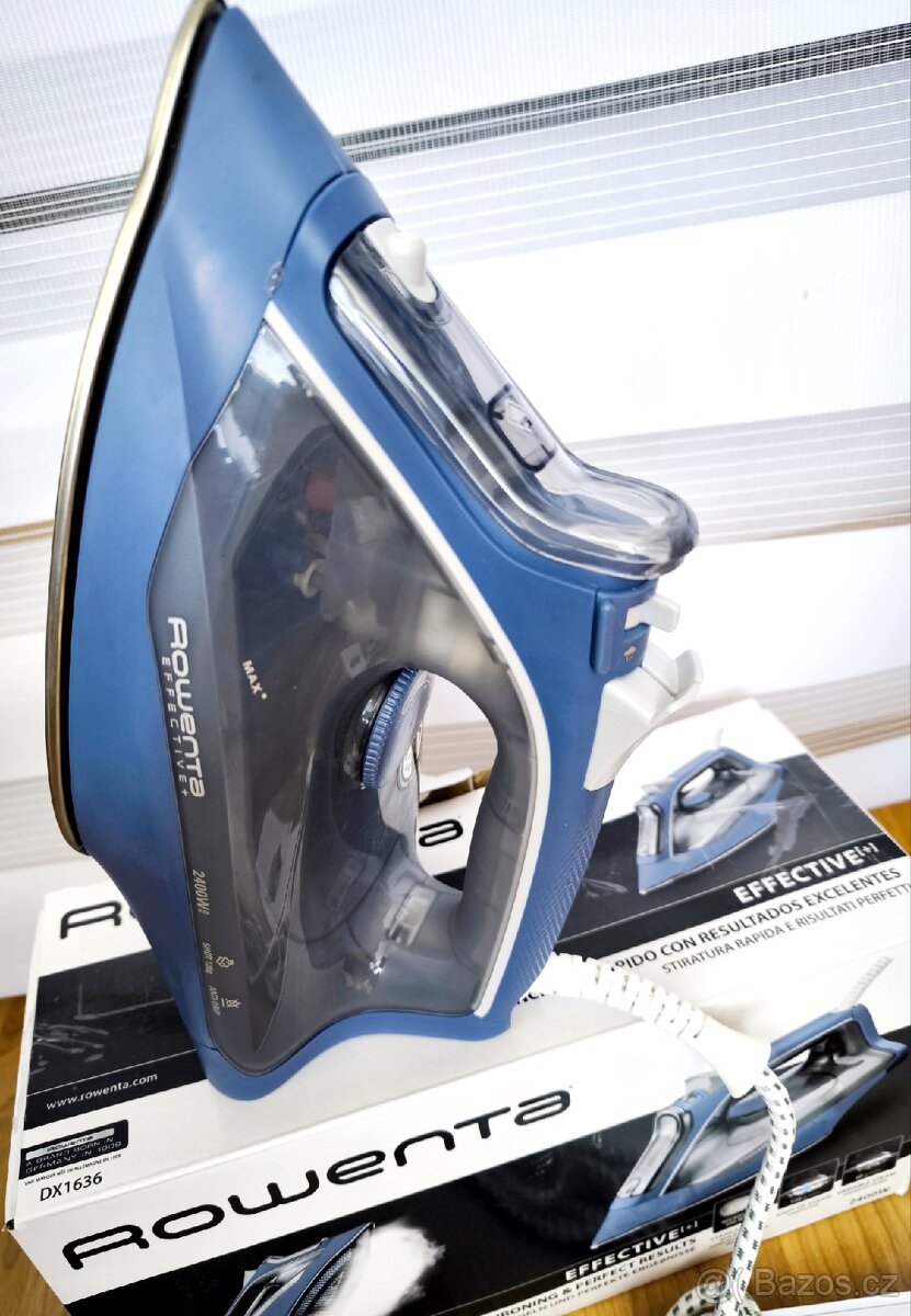 Napařovací žehlička Rowenta DX1636 - 2