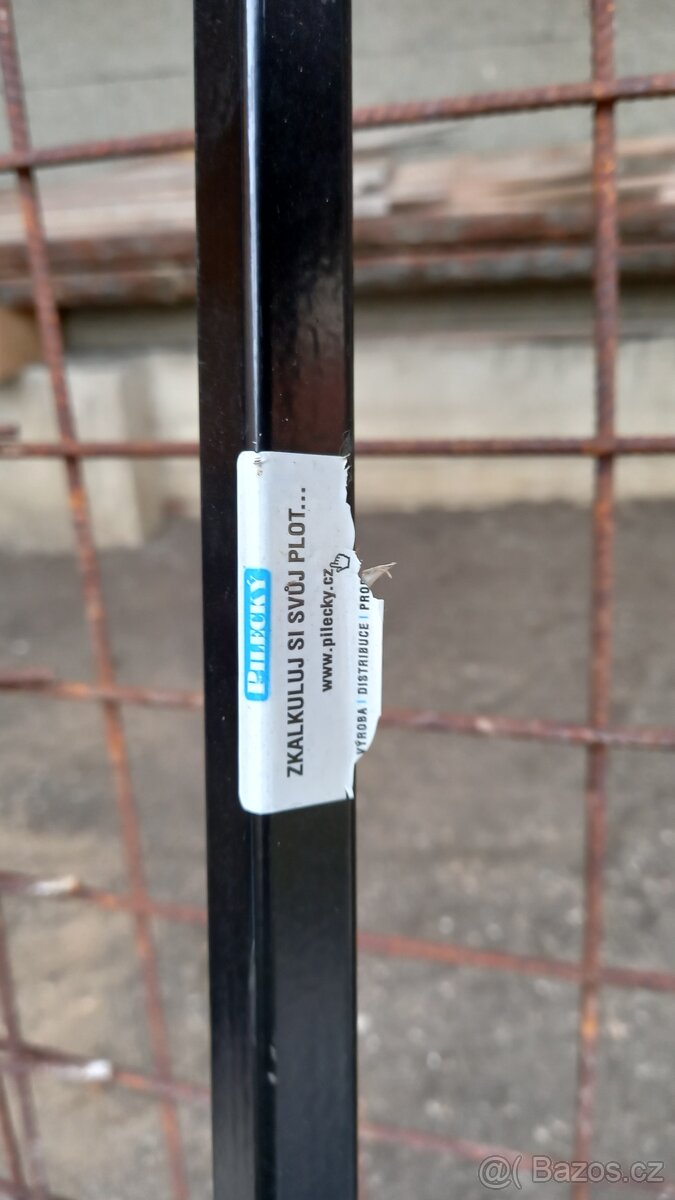 Pilecký - výplň plotu - 2