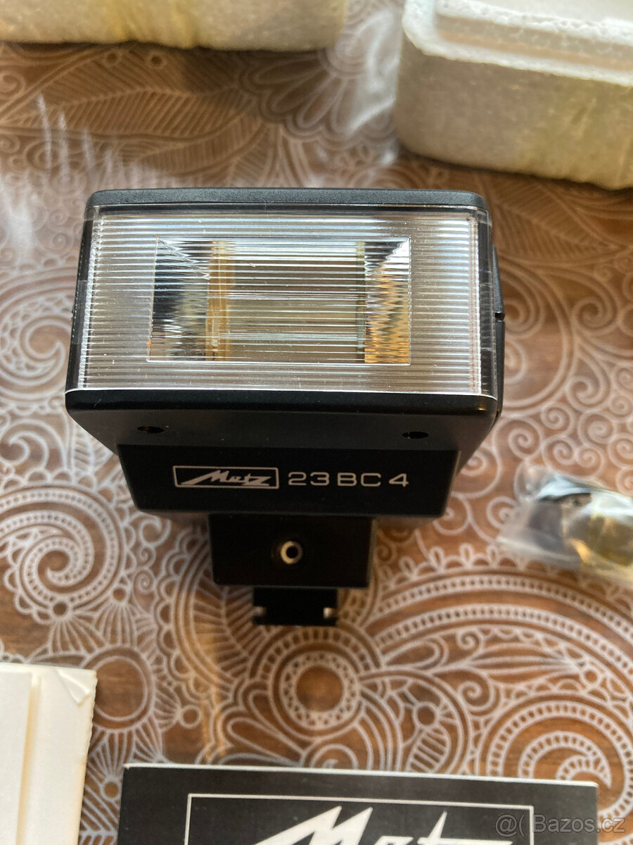 Retro Blesk Metz 23BC4 - 2