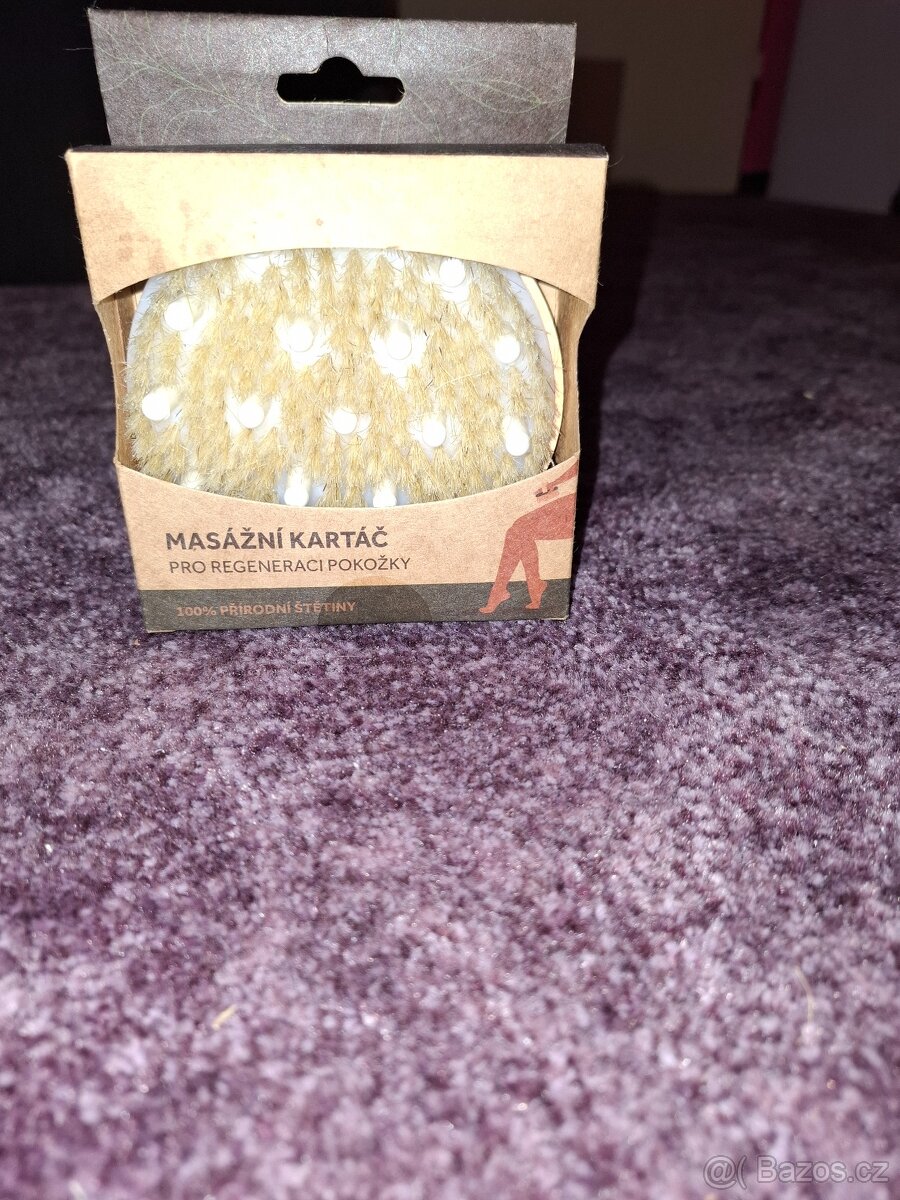 Masážní kartáč pro regeneraci pokožky - 2