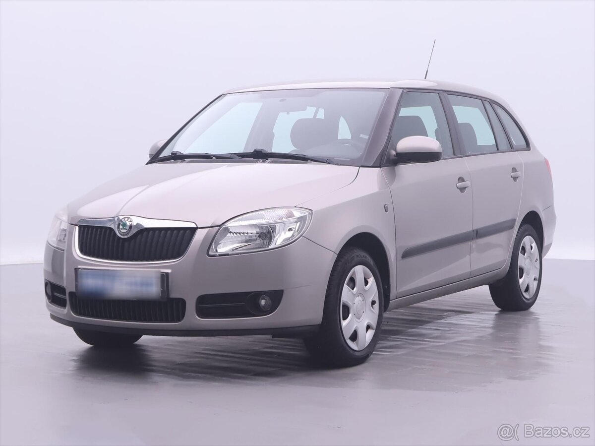 Škoda Fabia 1,4 16V 63kW Ambiente CZ (2009) - 2