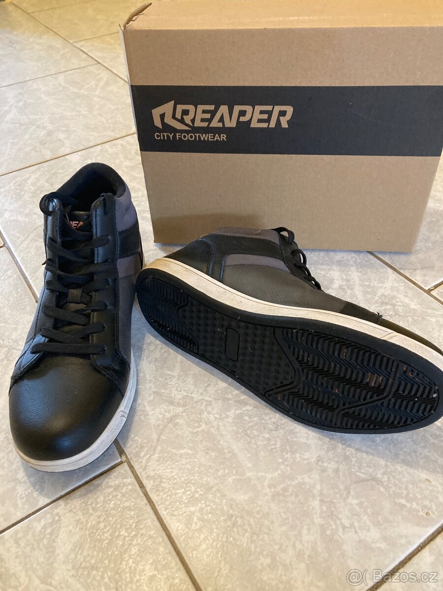 Chlapecké/pánské boty vel. EU 40 - 2