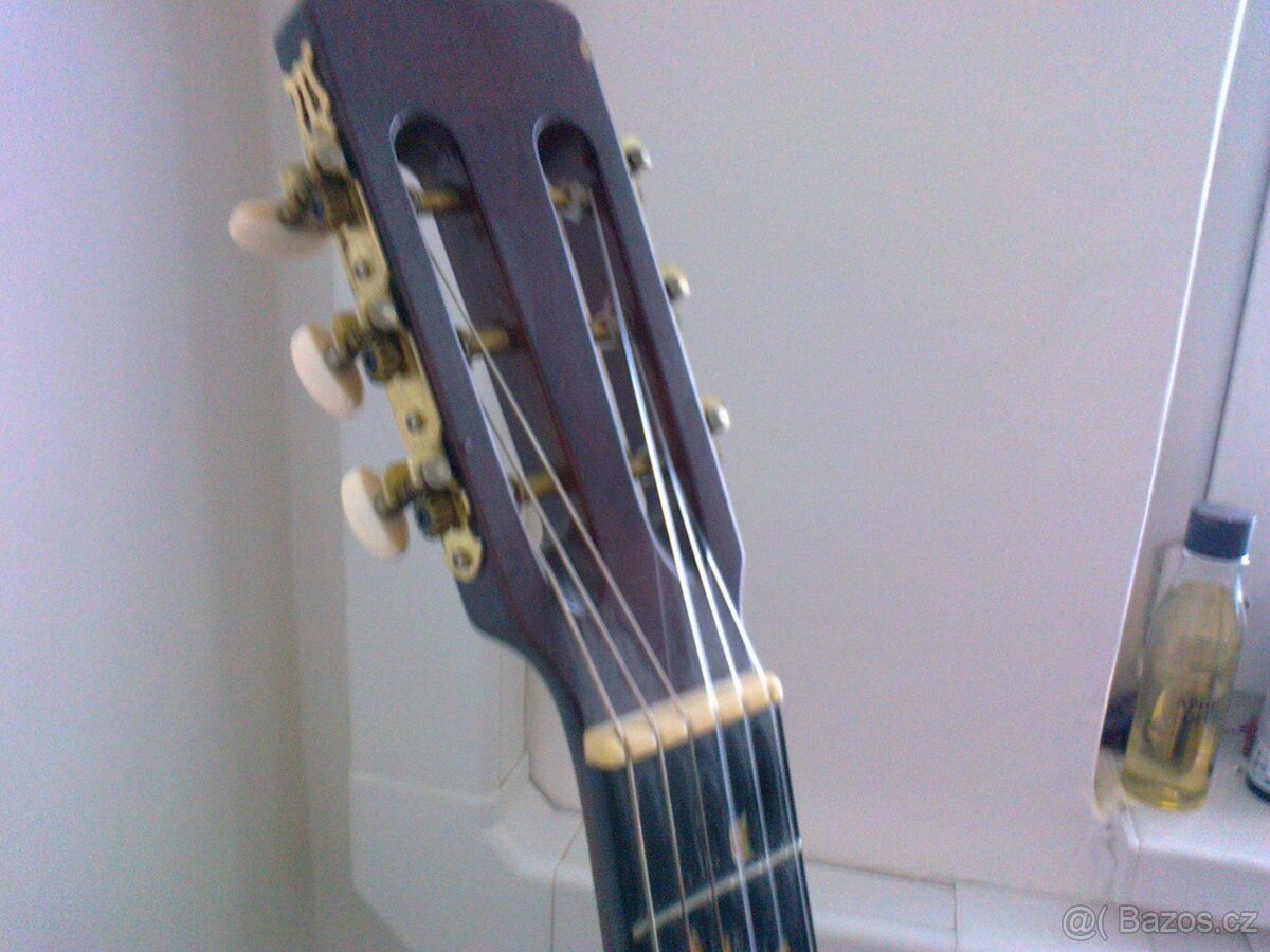 Akustická kytara - 2