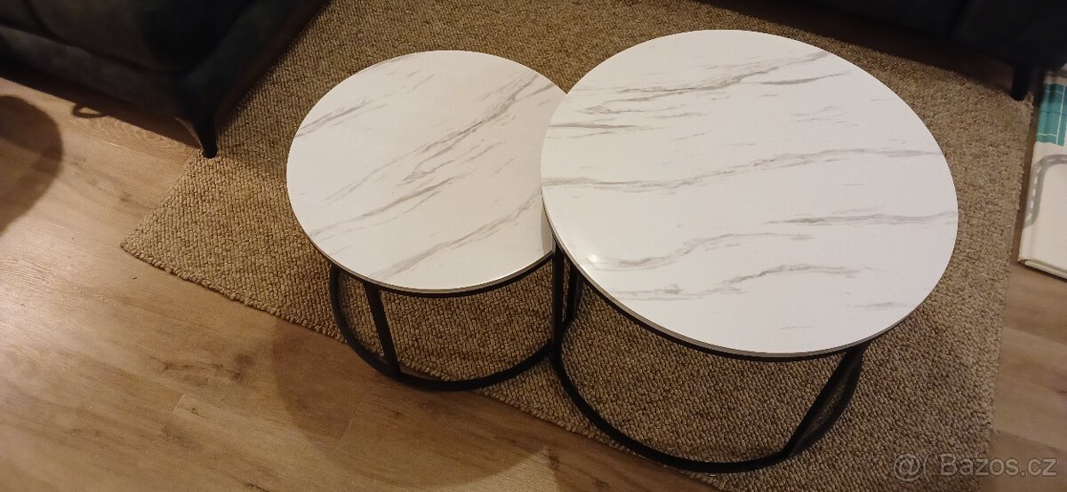 Konferenční stolek - 2