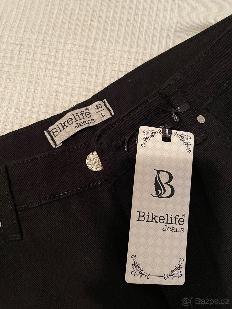 Černé džíny s širokými nohavicemi - 2