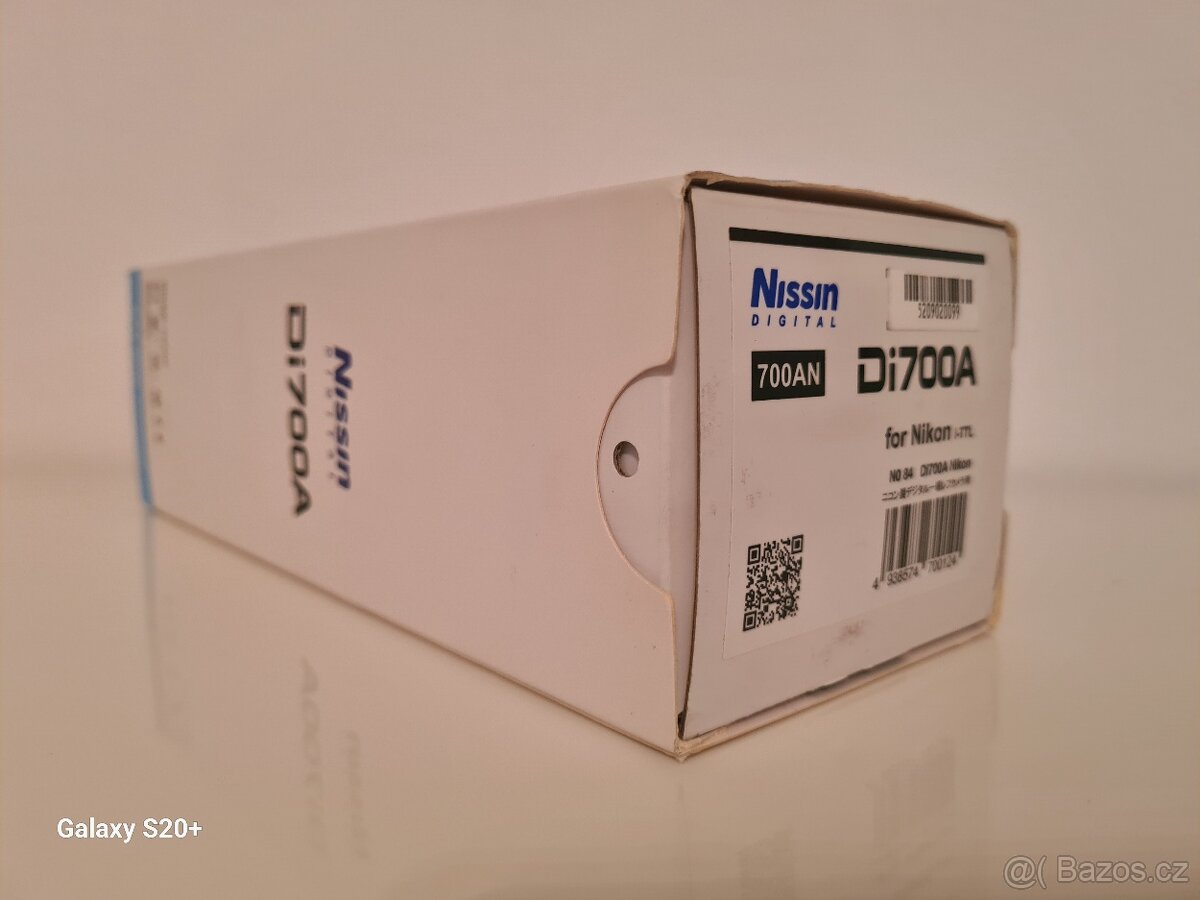 Blesk Nissin Di700A pro Nikon - 2