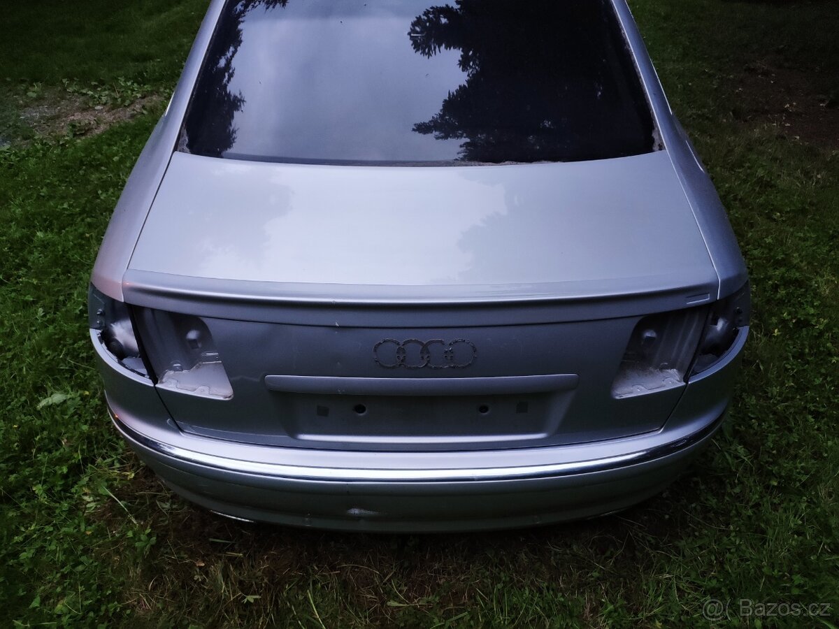 Audi A8 D3 4E VIKO KUFRU & ORIGO ABT SPOILER S8 - 2