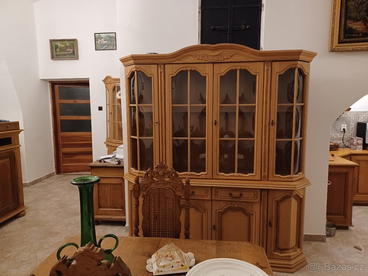 Dubové rustikalní komody - 2