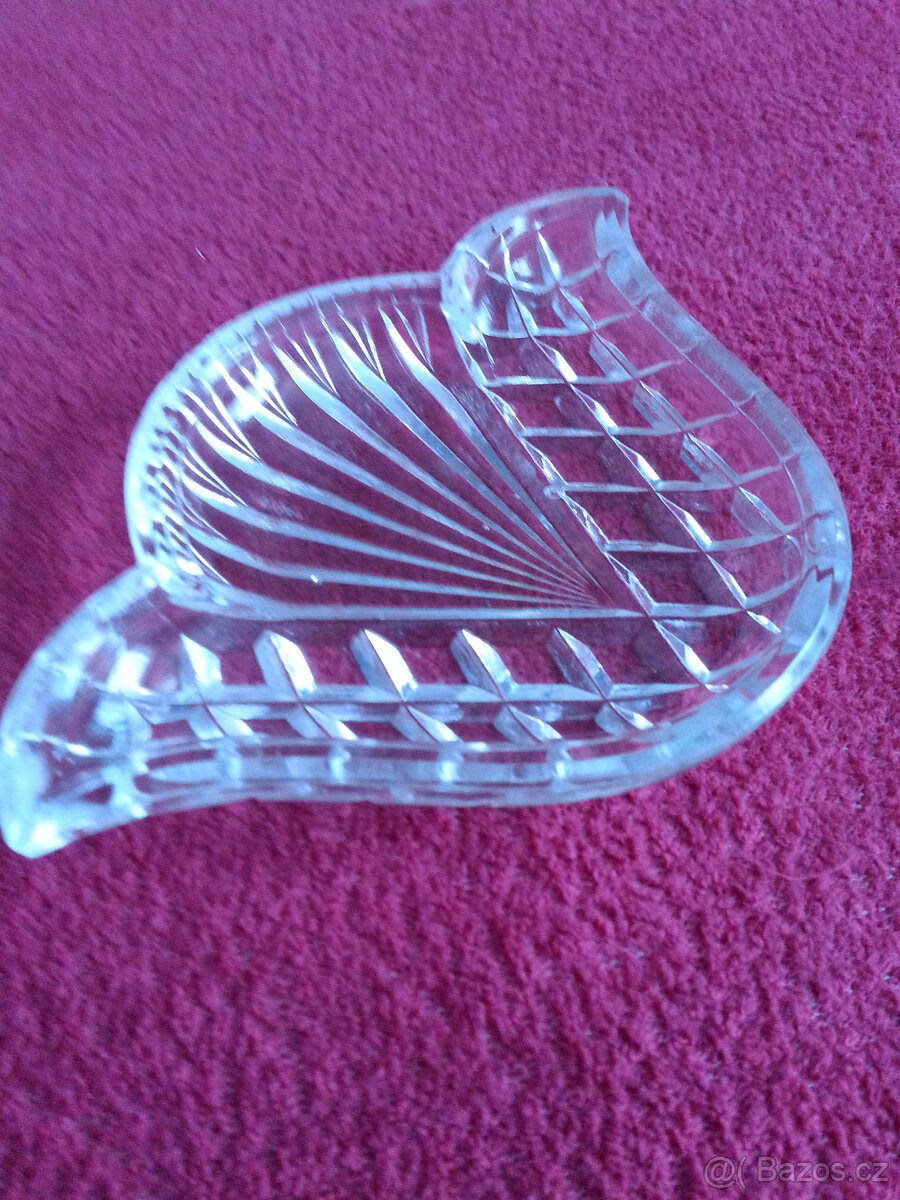 Sklo mísa a nástolce - 2