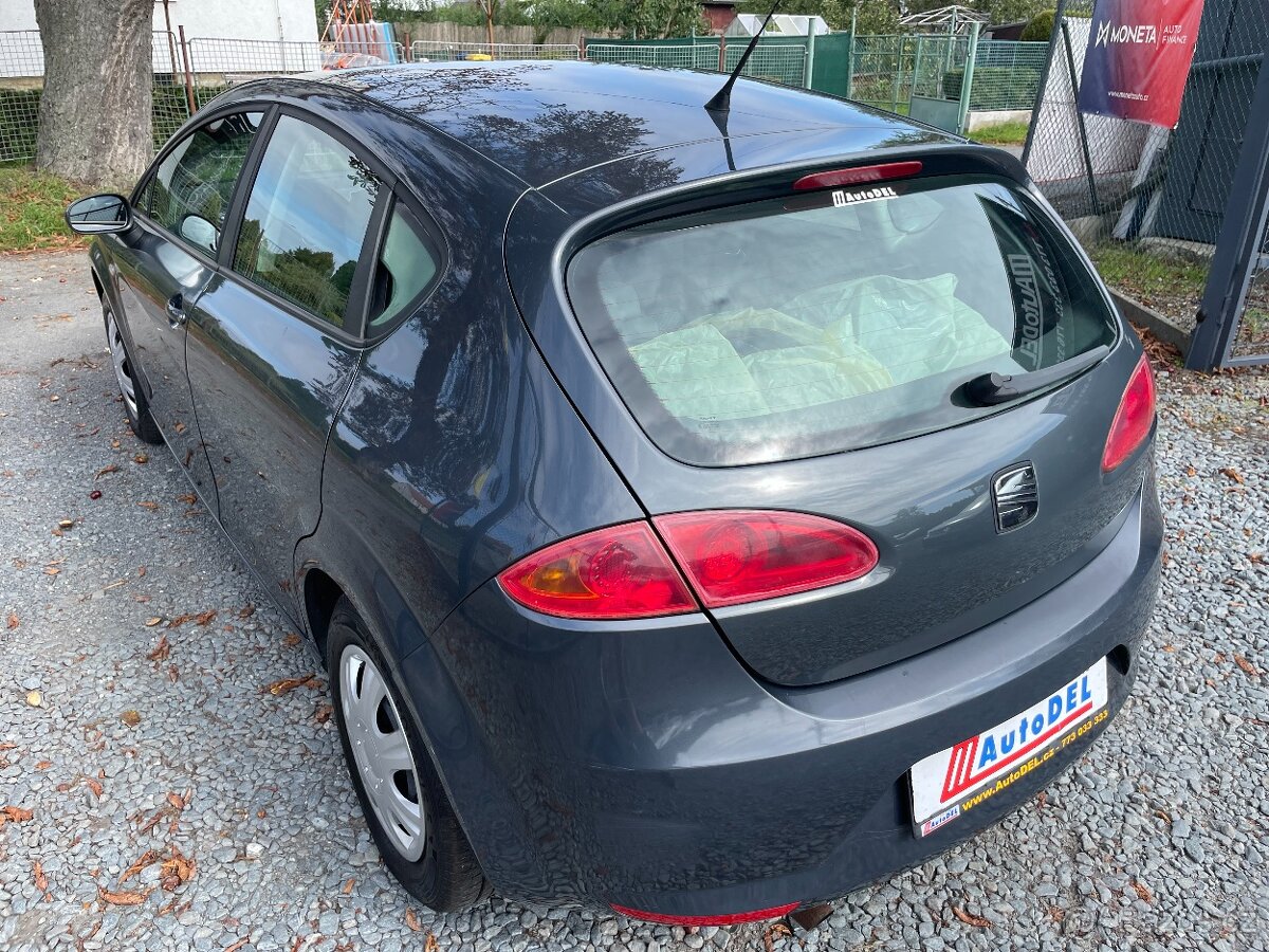 Seat Leon 1.6 MPi Serviska, Klima, 8xPneu - 2