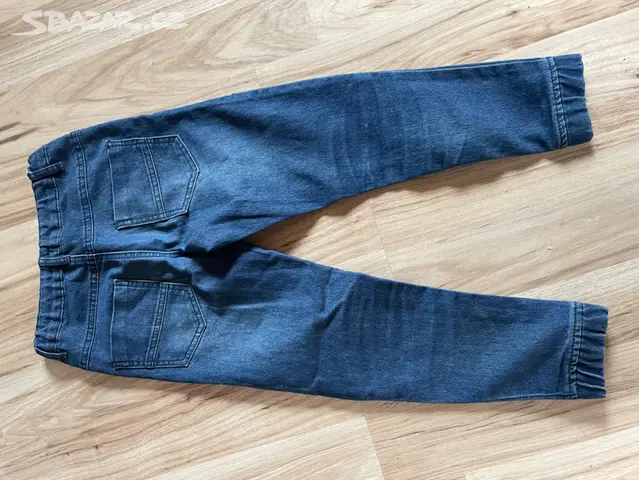 Dětské džíny vel. 122, Pěkný stav. - 2