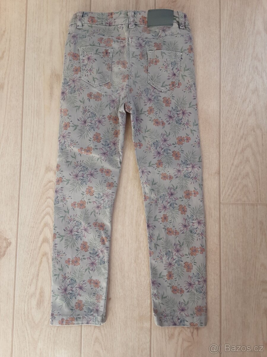 Dívčí kalhoty s motivem kytiček - 2