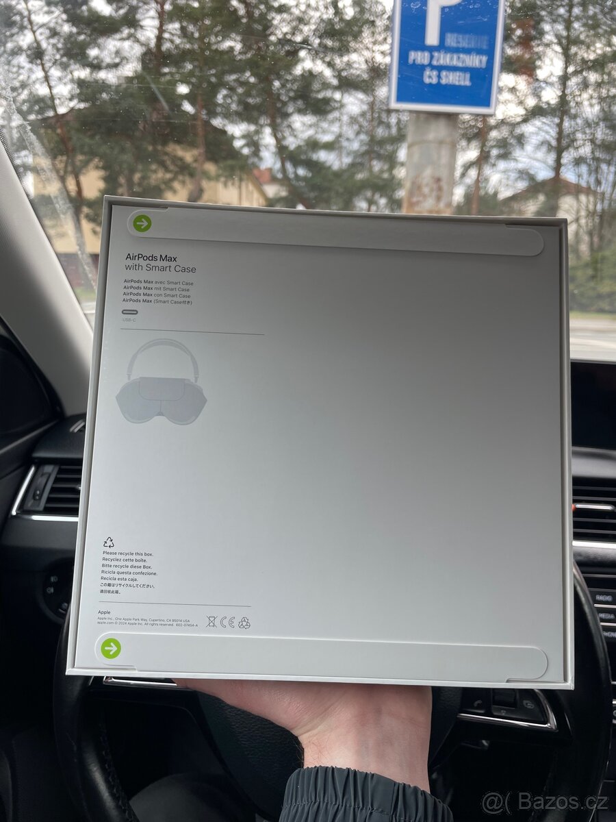 Apple AirPods Max s Smart Case - 2