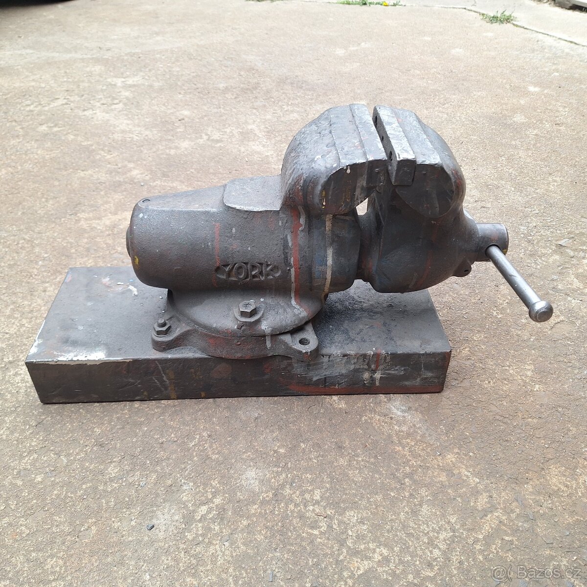 Svěrák YORK 150. - 2