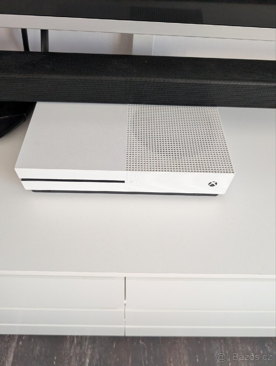 Xbox one s - 2