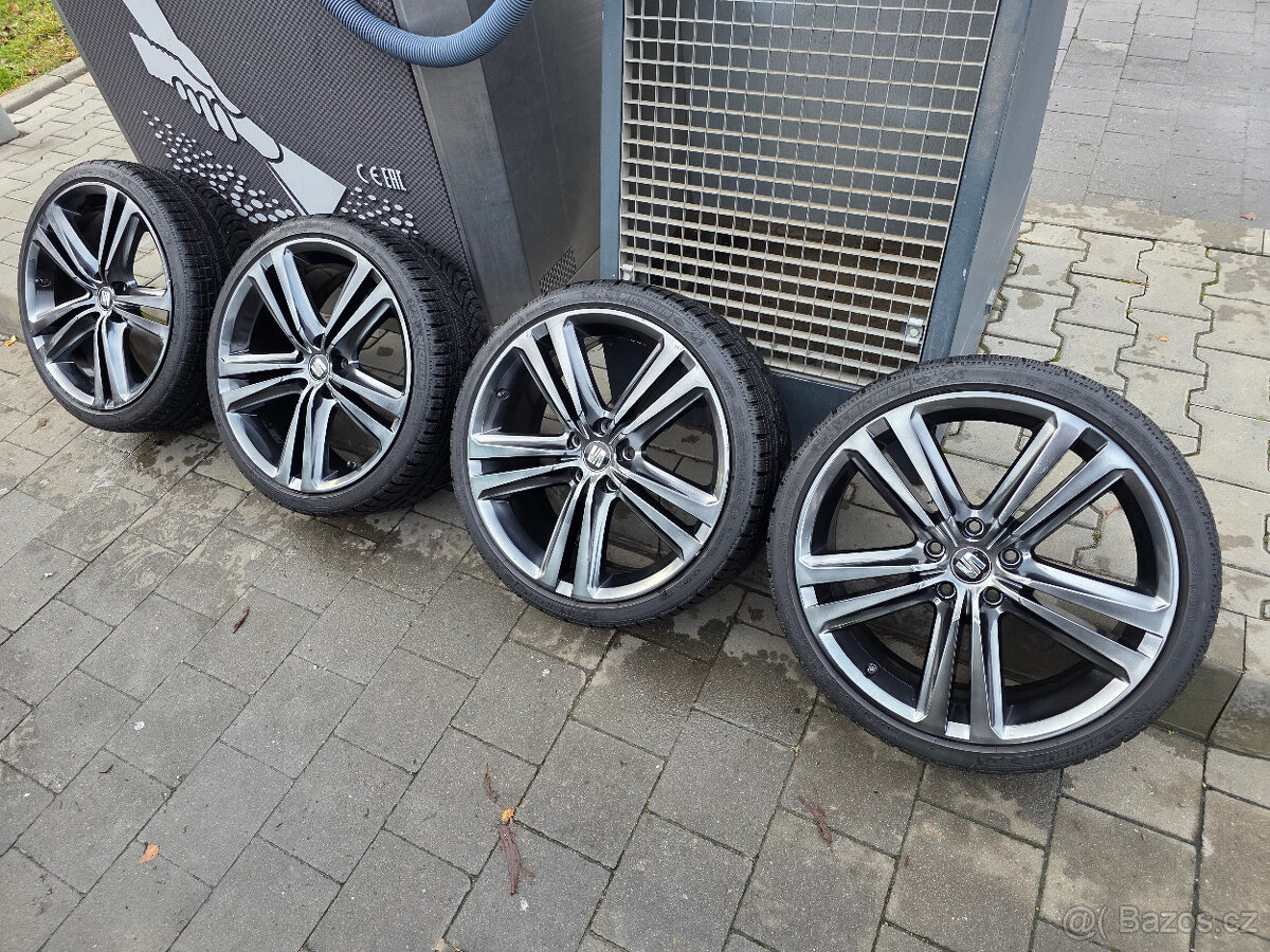 ALU KOLA - SEAT LEON CUPRA 5F - 5/115 / 8J x 19 ET 50 - 2