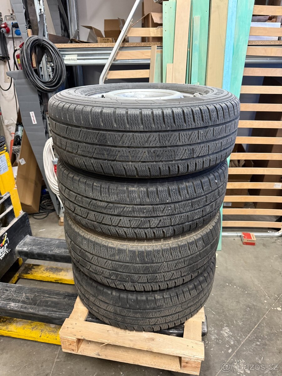 Sada celoročních pneumatik Mercedes Sprinter - 2