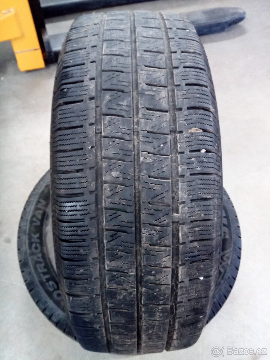 2 kusy zimních pneu zn. Minerva 235/65 R 16 C - 2