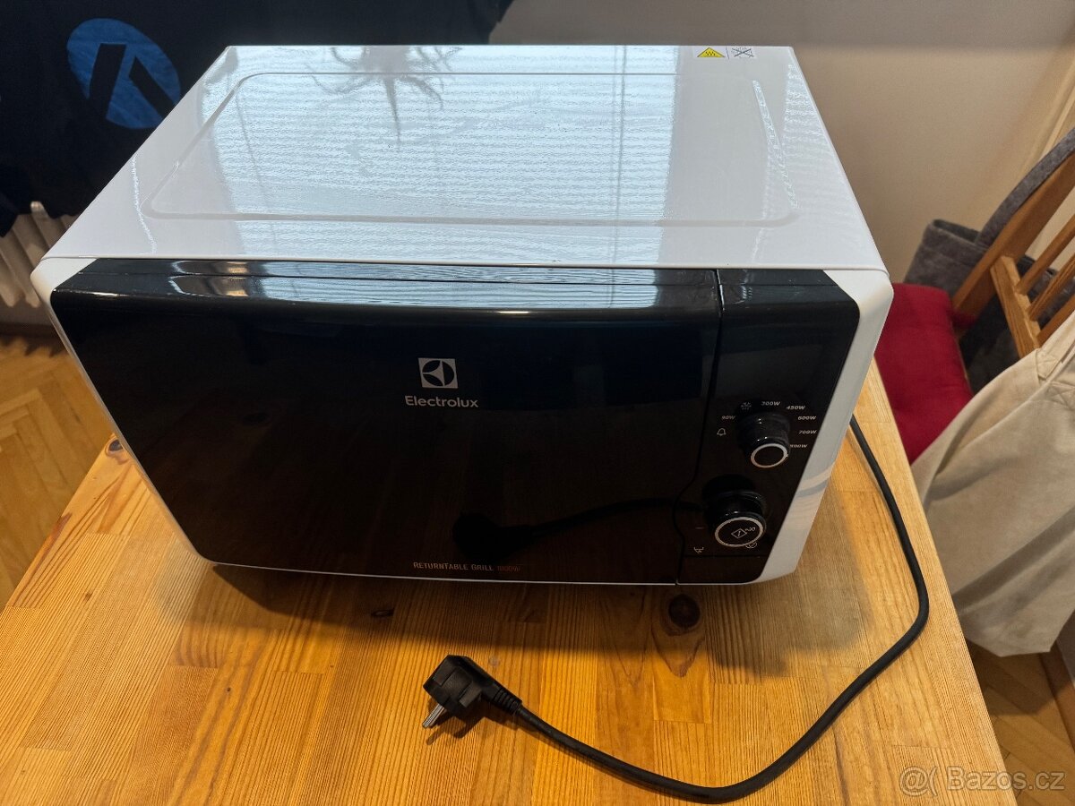 Mikrovlná trouba Elektrolux - 2