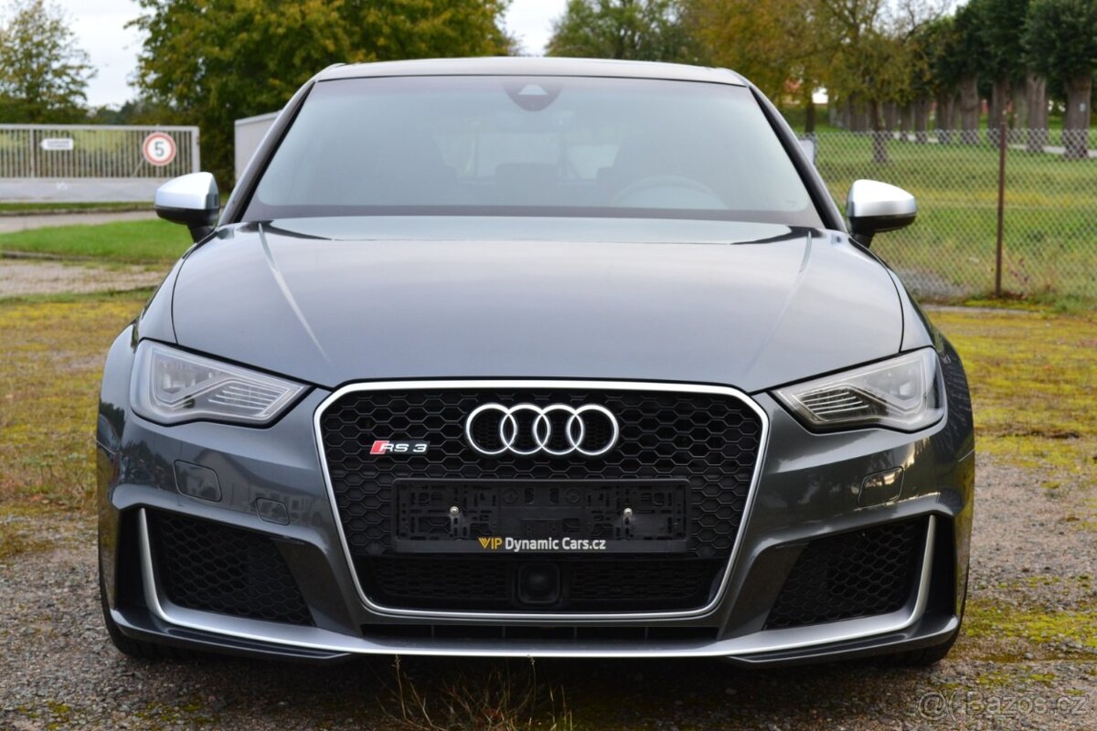 Audi RS3 Sportback 2.5 TFSI Quattro - 2